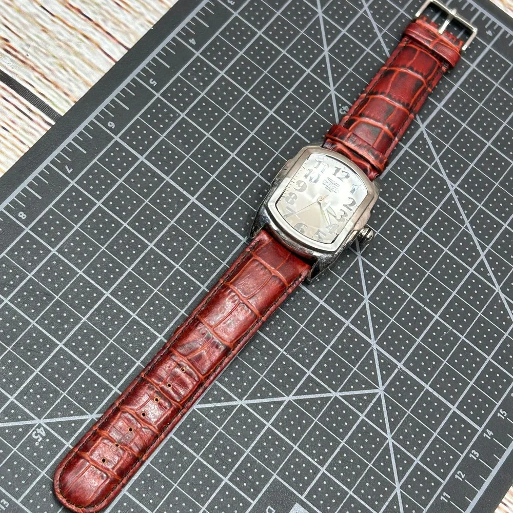 Invicta 5726 Mens Watch Silver Sunburst Dial Brown Leather Strap Swiss Movt 33mm